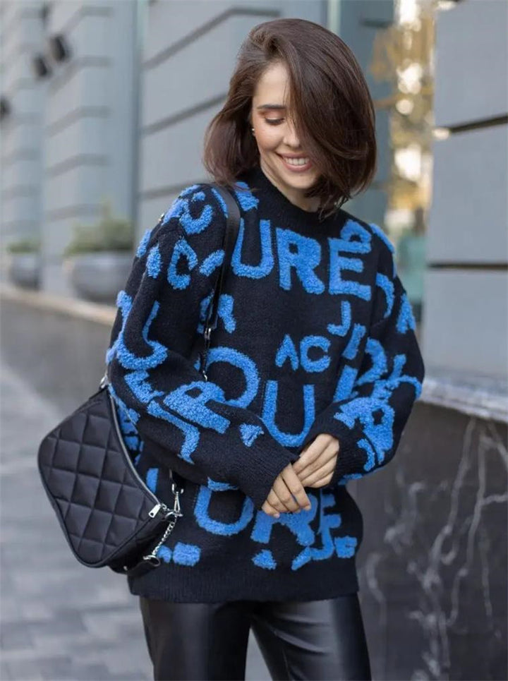 Dame Oversized Strikpullover med iøjnefaldende skrift og afslappet pasform Stilla