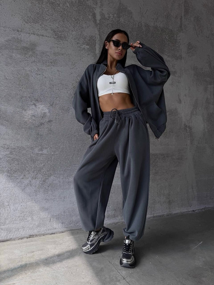Dame afslappet fritidssæt med oversized jakke og bred talje Stilla