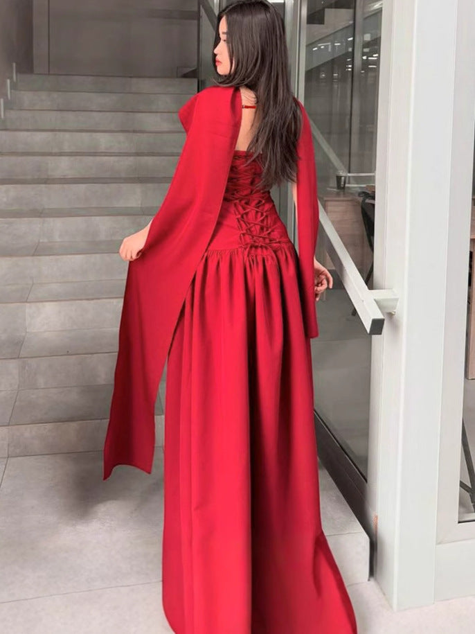 Dame Elegant Maxikjole med festlig Capedesign og fine Rüschendetails Stilla