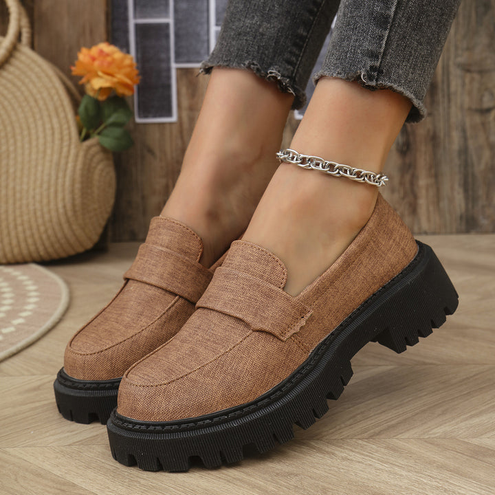 Dame Chunky-Outfit Loafers med robust profil Stilla