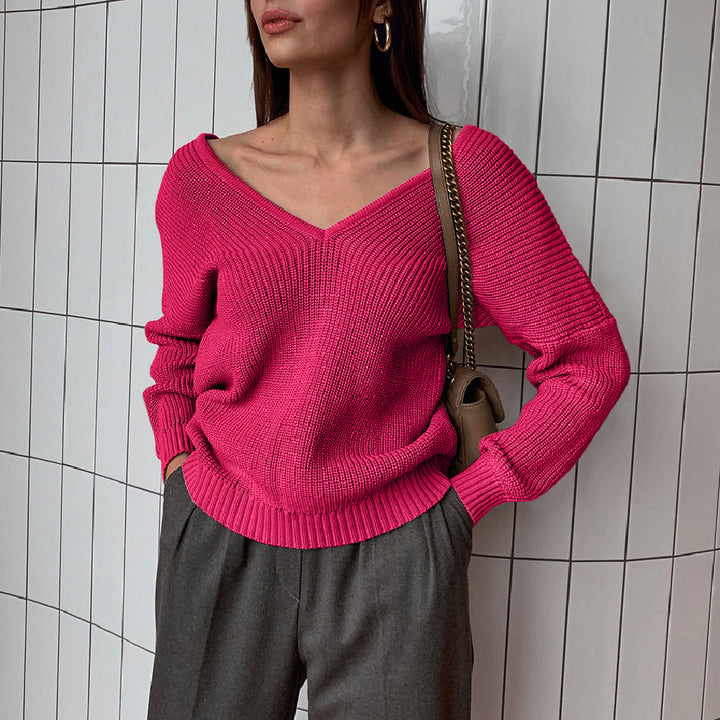 Dame Mode Strikpullover med dyb V-hals og flatterende snit Stilla