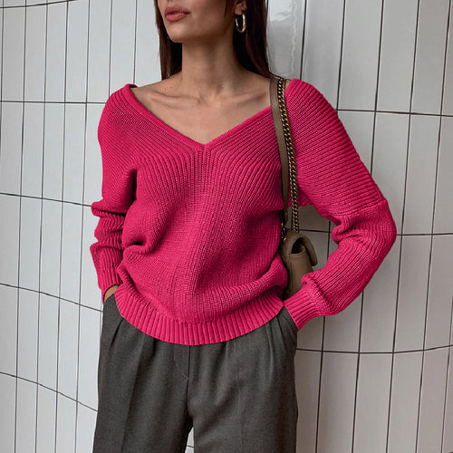 Dame Mode Strikpullover med dyb V-hals og flatterende snit Stilla
