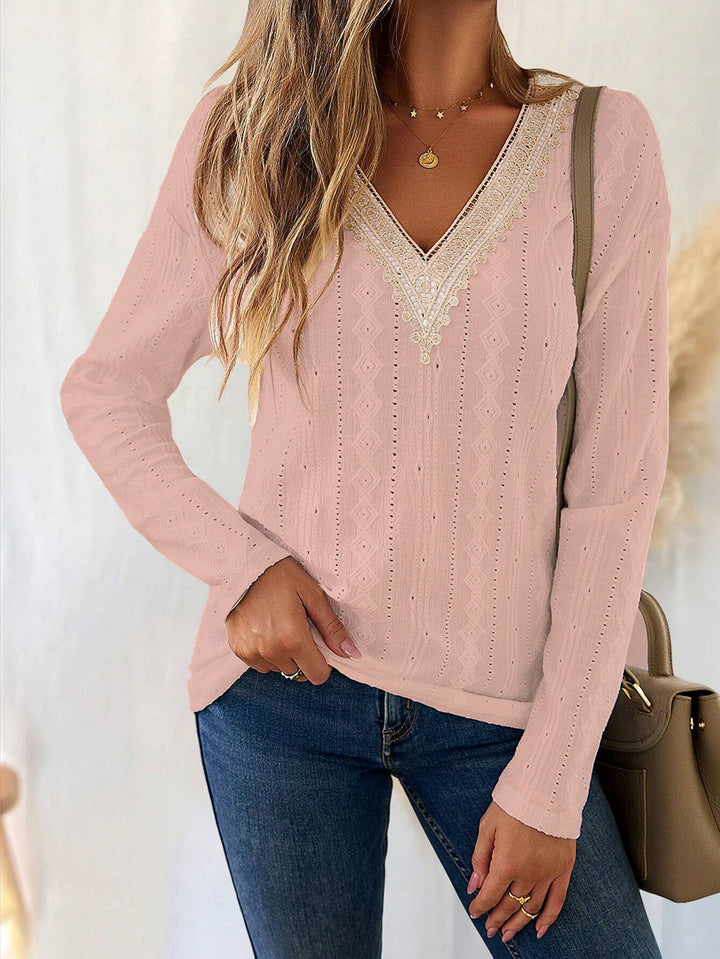 Damebluse med detaljeret blonderanding Stilla