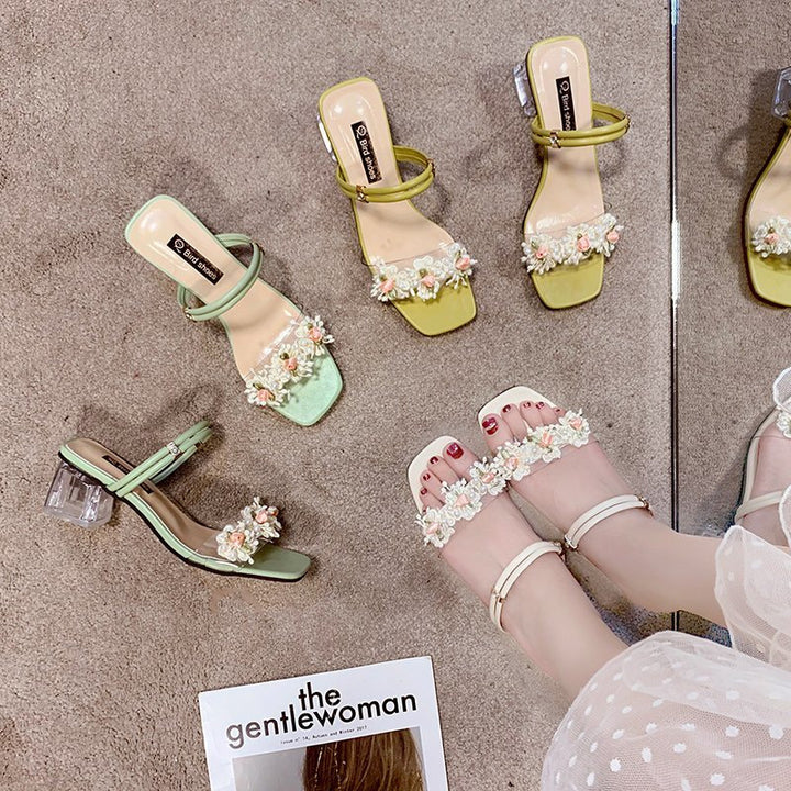 Dame Sandaletter med transparent rem og florale accenter Stilla
