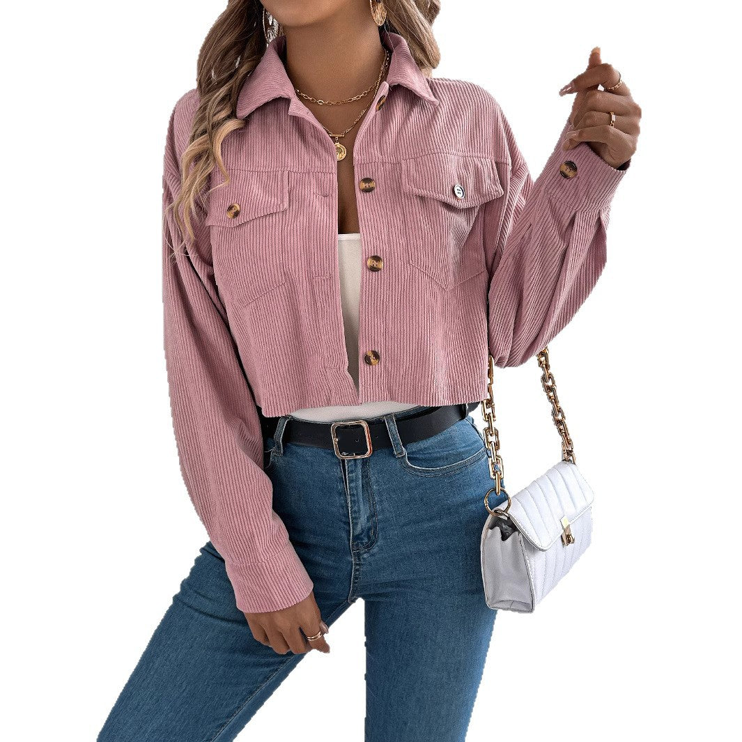 Dame Fashion cropped jakke med knapdetaljer Stilla