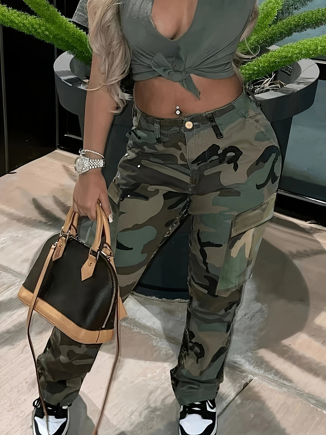 Dame Camouflage Cargo-Bukser med praktische lommer og moderne snit Stilla