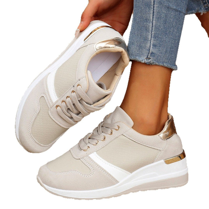 Dame Sneakers med skridsikker sål og elegant design Stilla
