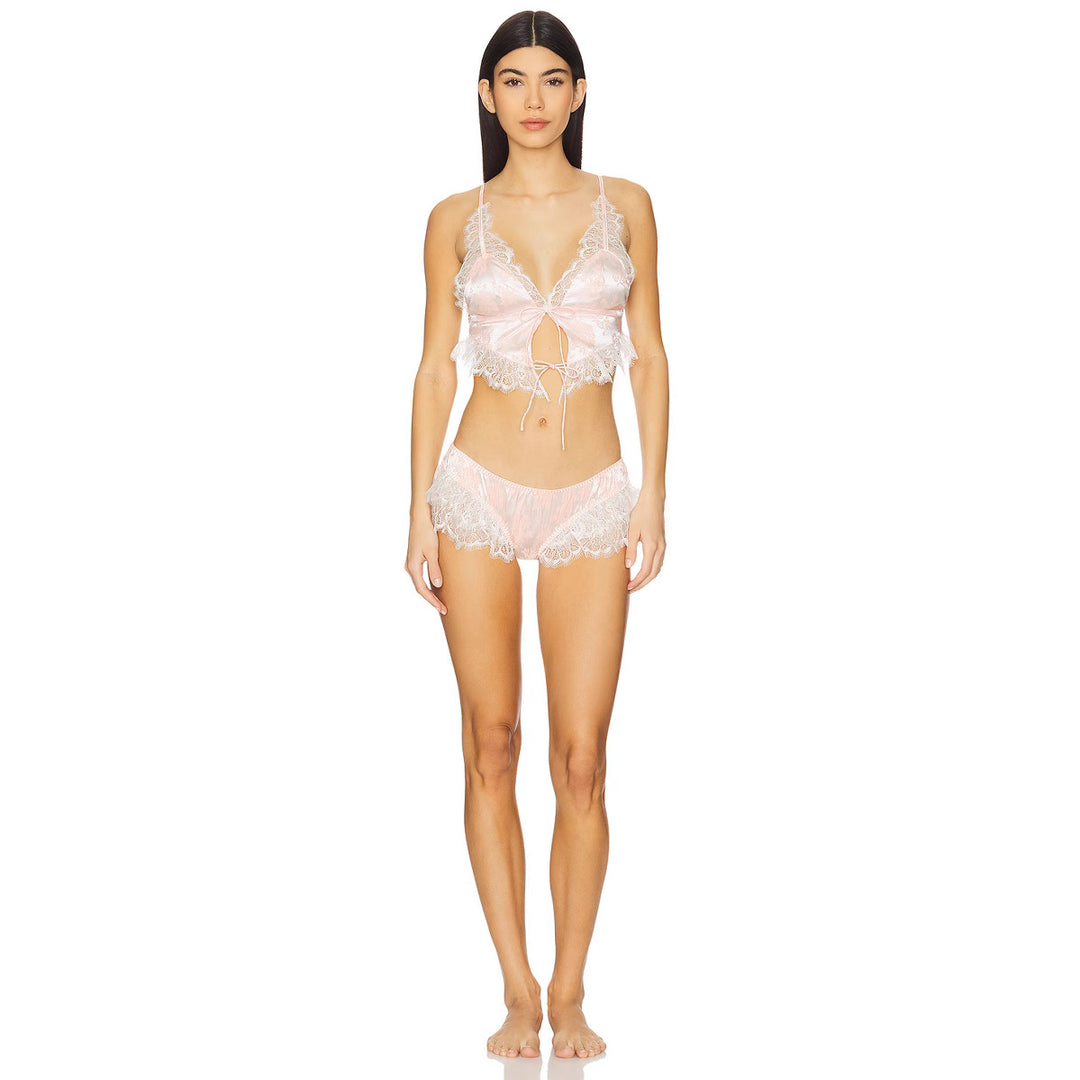 Dame Spids-Babydoll-Sæt med Ruffle-detaljer og skinnende Satin Skovae
