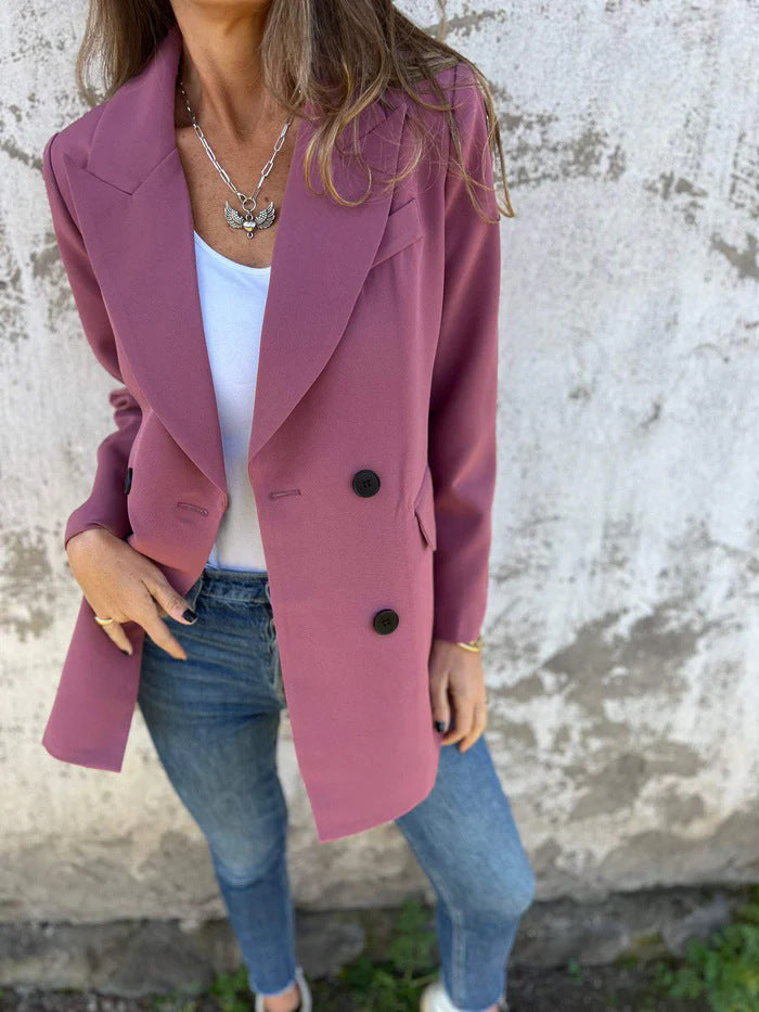 Dame Elegant og komfortabel blazer med dobbelt knaplukning Stilla