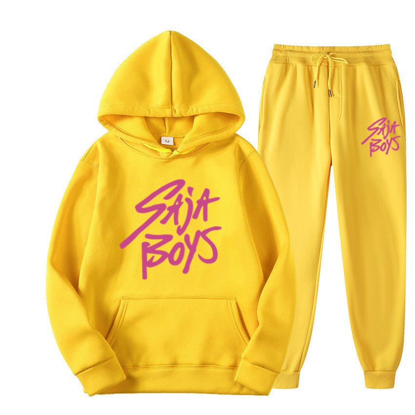 Kvinders hoodie og joggersæt med moderne grafisk print Skovae