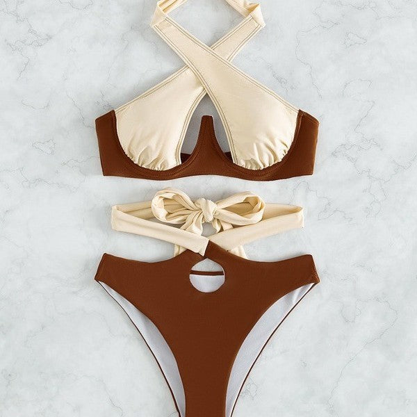 Dame bikini-sæt med forførelses cut-out og moderigtigt knude-design Stilla