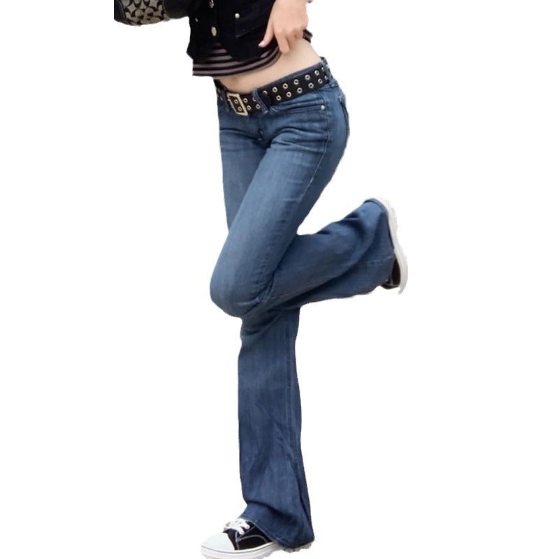 Dame Flared Jeans med komfortabel pasform og trendy detaljer Stilla