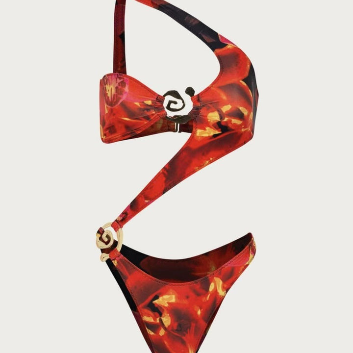 Damebikinier med trendy design og justerbare stropper Stilla