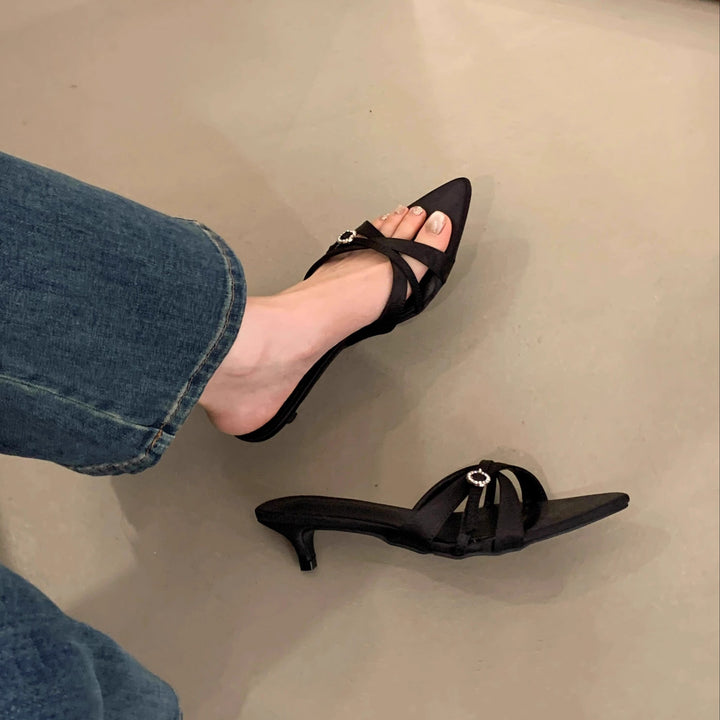 Femme spids tå-sandaletter med dekorative rhinestone accenter Stilla
