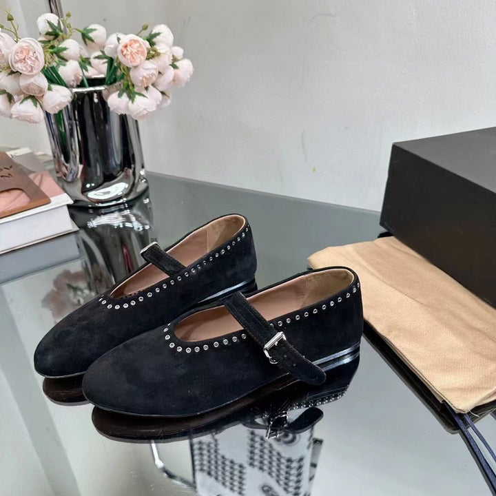 Femme Elegante Strap Ballerinas med strassdetaljer Stilla