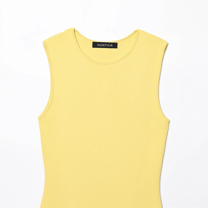 Femme Asymmetrisk Kort Kjole med Dekorative Accenter Stilla