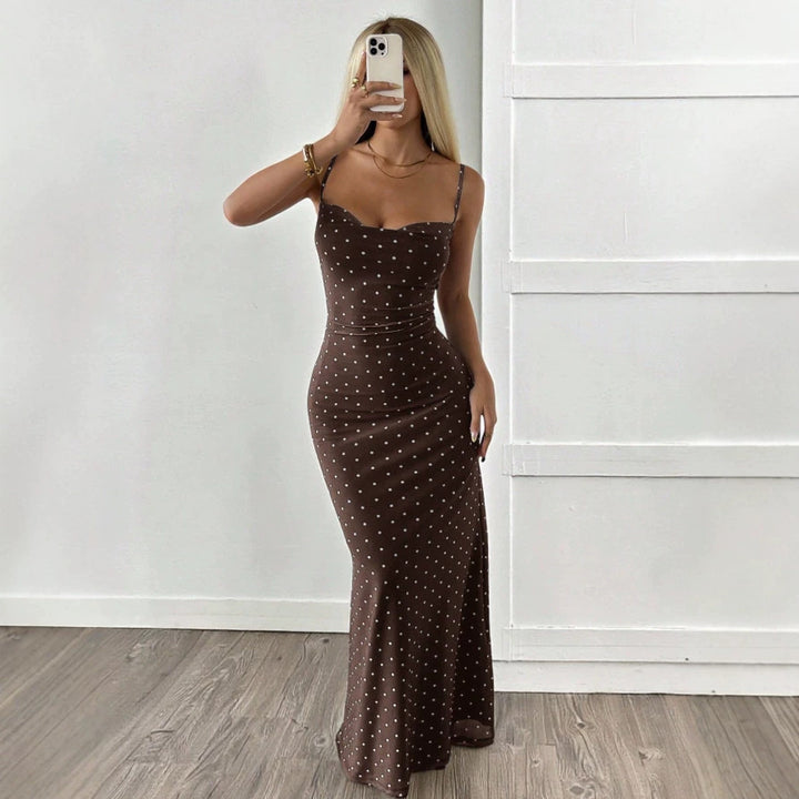 Dame Figurtilpasset Maxikjole med Polka Prikker og Strapless Design Skovae