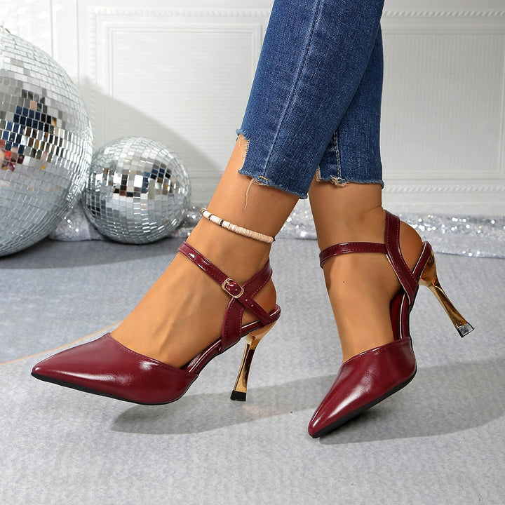 Dame Slingback Pumps med elegant spids form og smuk spændeindretning Stilla