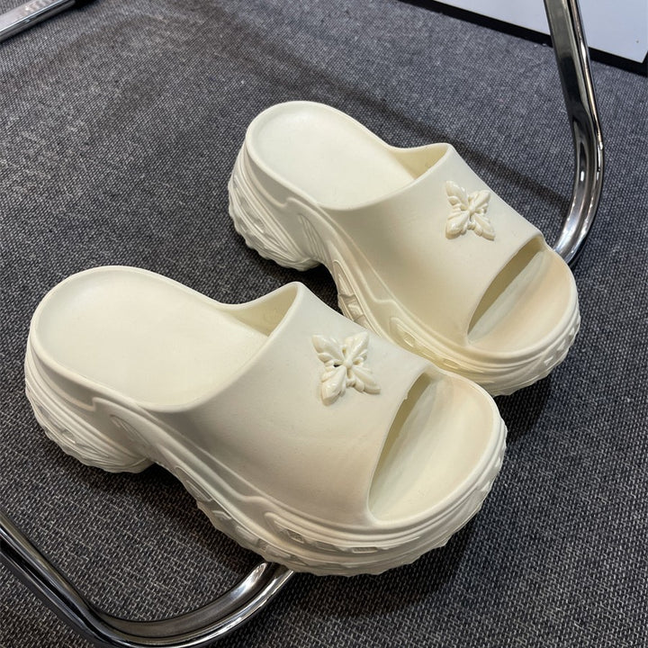 Dame platform-sandaler med dekorativ smykkeStilla