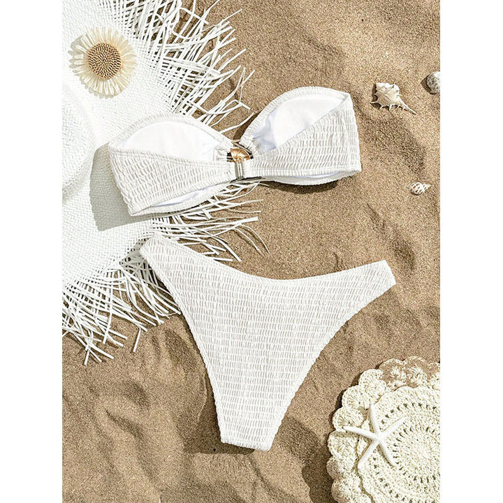 Dame bandeau bikini med raffineret flæsedesign Skovae