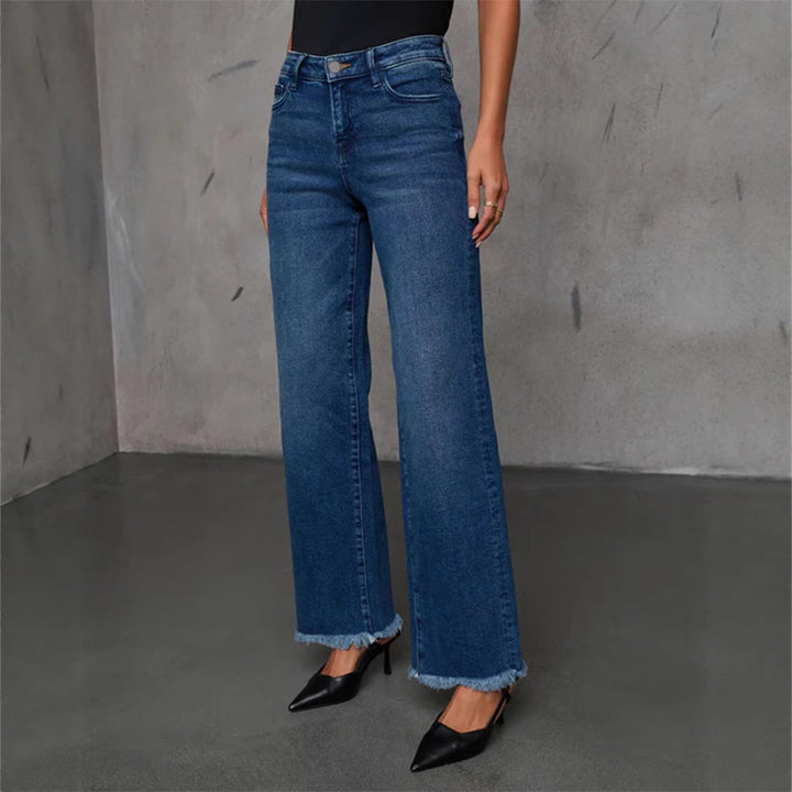 Damehøjt skårne jeans med frynset kant Stilla