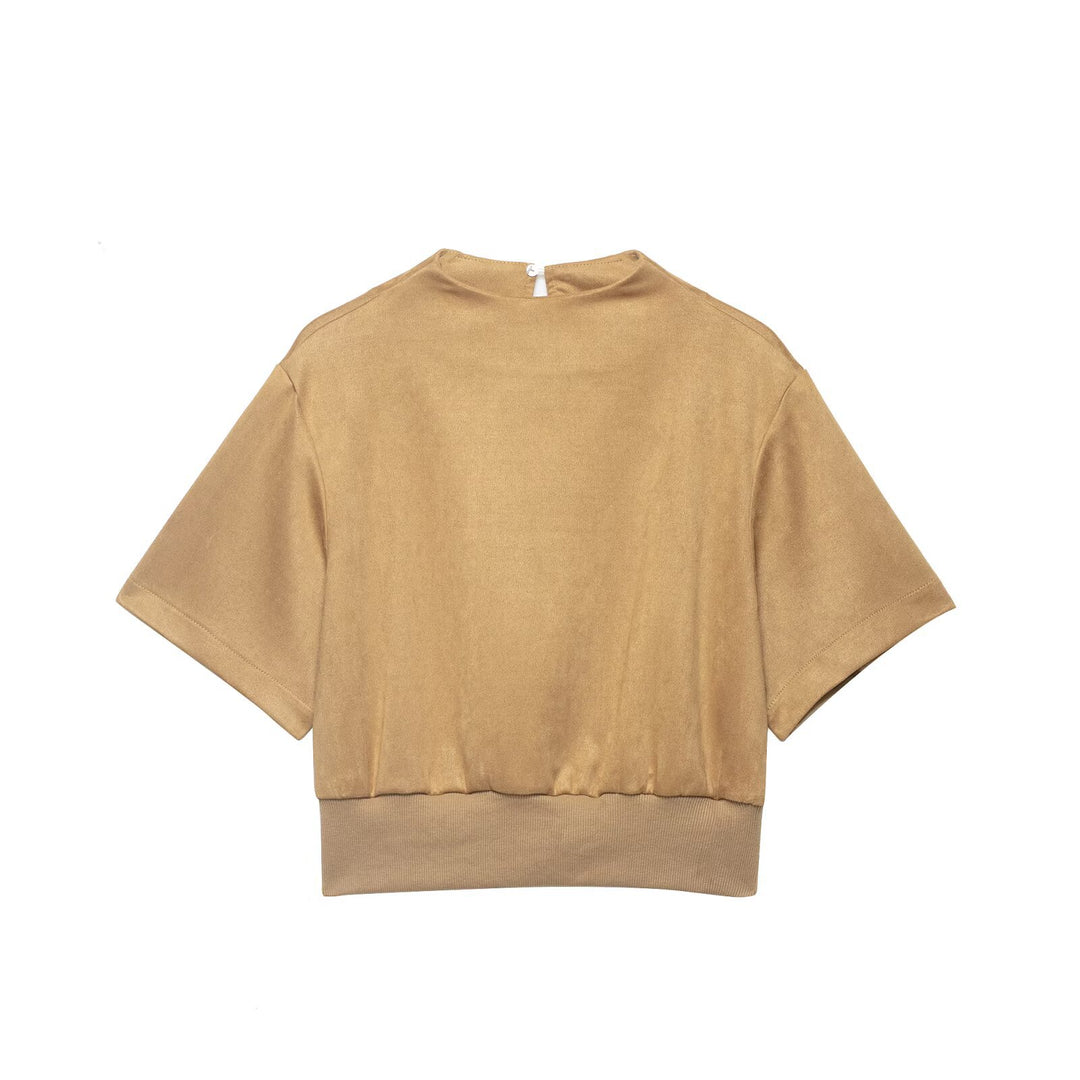Dame cropped t-shirt med elegant bæltedel Skovae