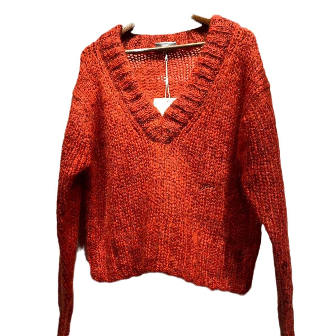 Dame strikpullover med dyb V-hals og afslappede oversized ærmer Stilla