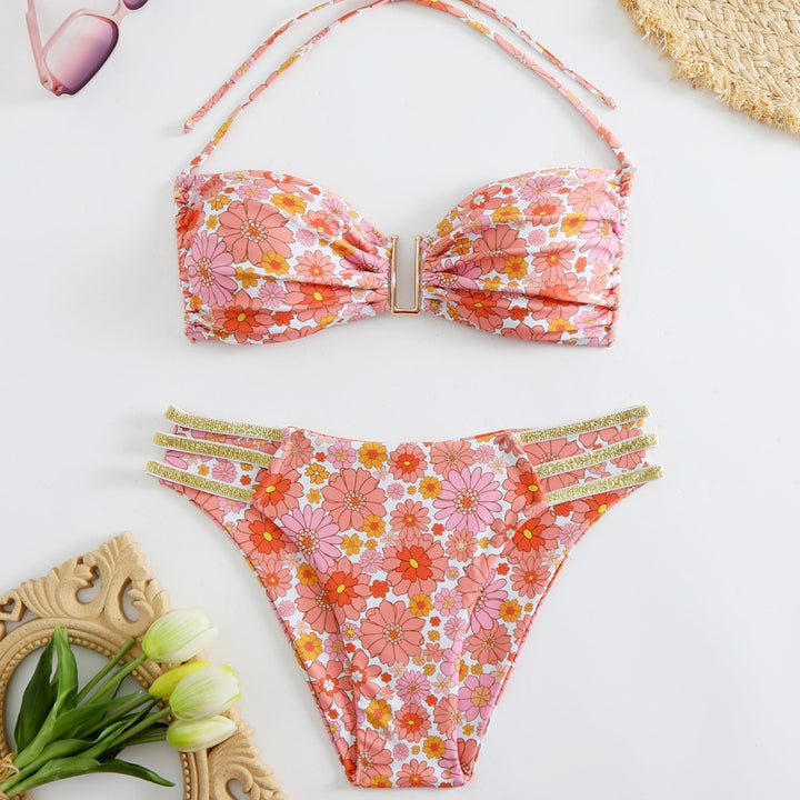 Dame Bandeau-bikini med justerbare stropper og elegant snit Skovae