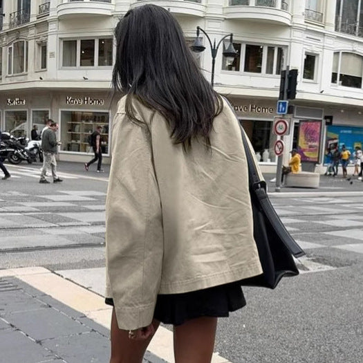 Dame stilfuld oversized jakke med kontrasterende krave Stilla