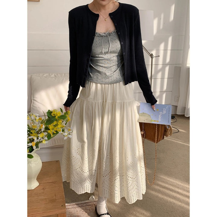 Kvindernes elegante cardigan med fine knapdetaljer Stilla