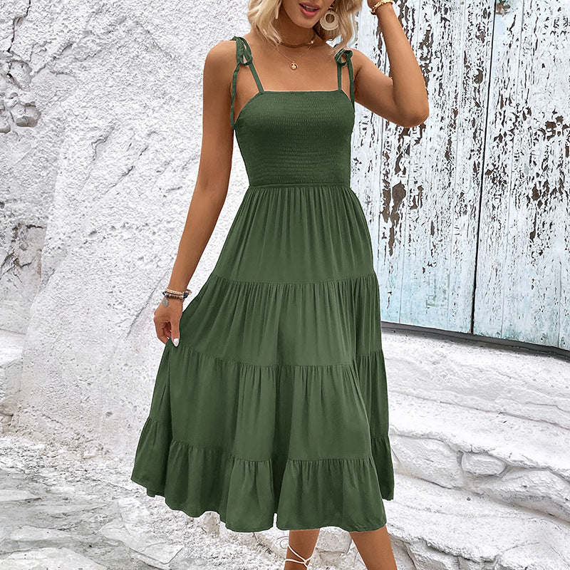 Kvindelige elegante lagdelte midi-kjole med justerbare stropper Stilla