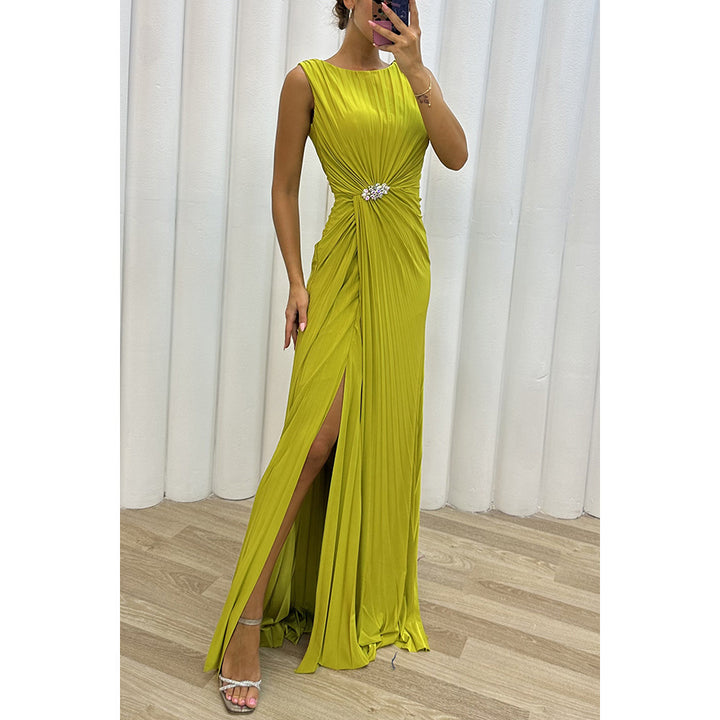 Dame aftenkjole med elegant drapering og off-shoulder udseende Stiila