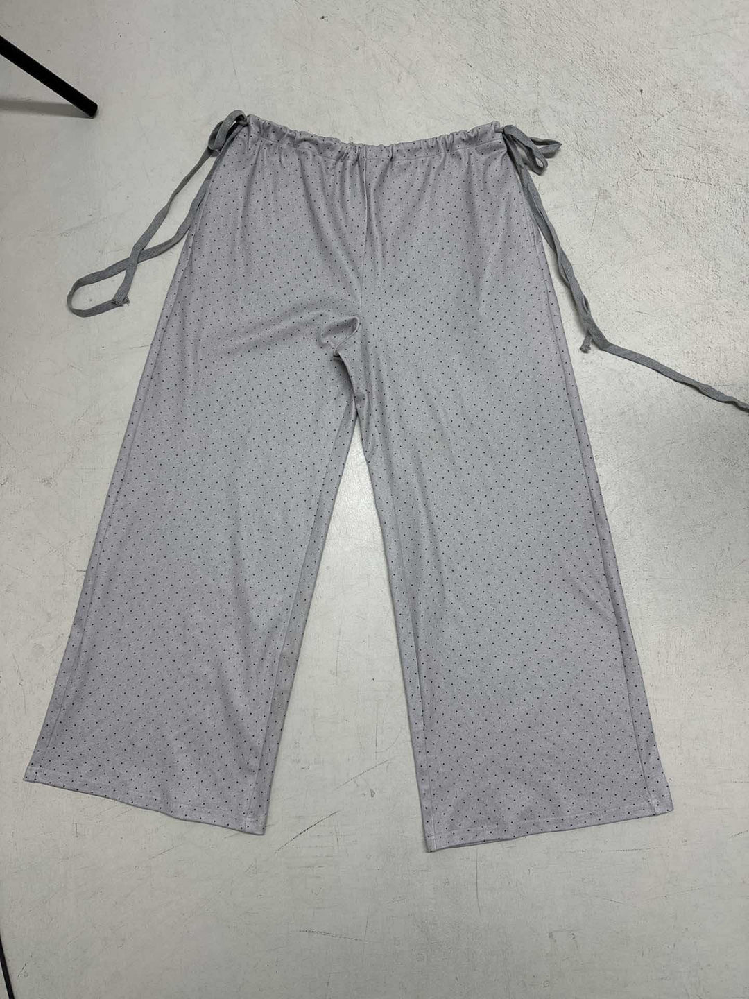 Dame loose pyjamas med fleksibel linning og dekorative bånd Skovae