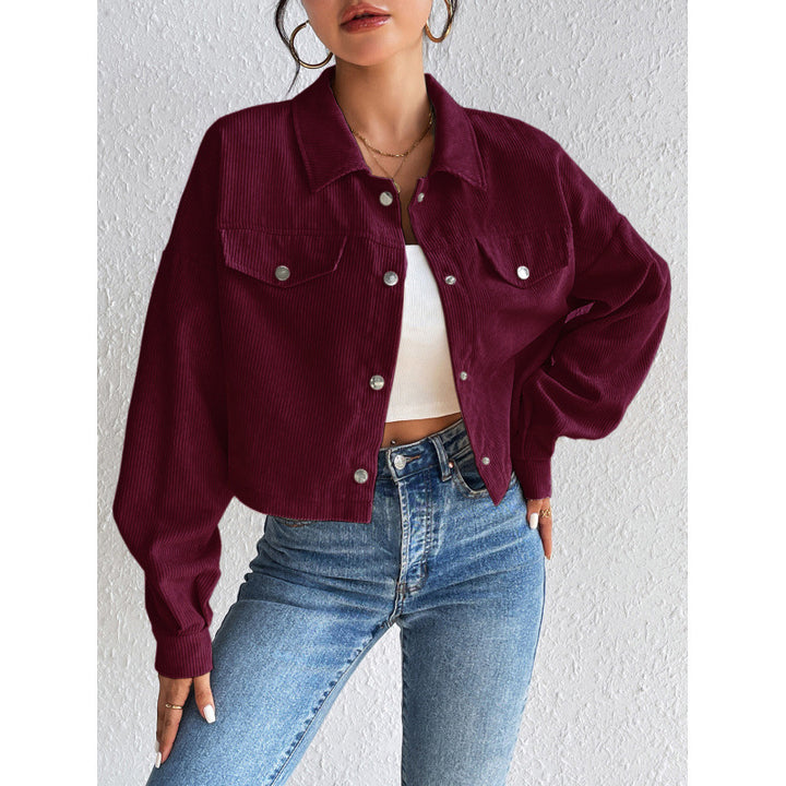 Dame Cordjakke i cropped design Stilla