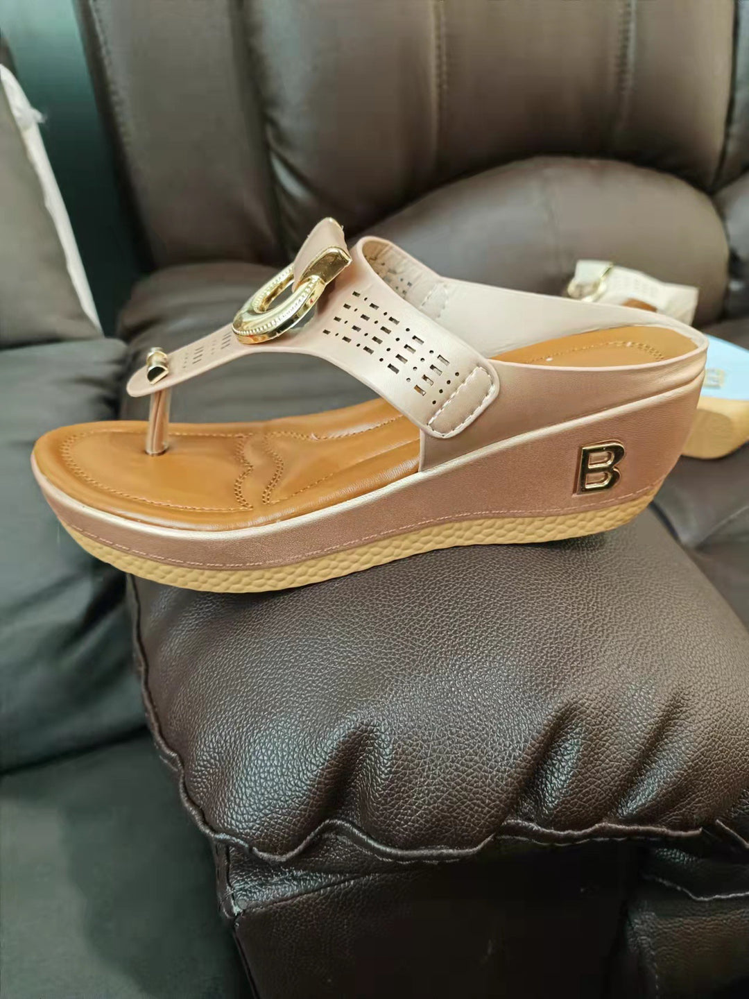 Dame Komfortable Wedge-sandaler med moderigtig rem og komfort fodseng Stilla