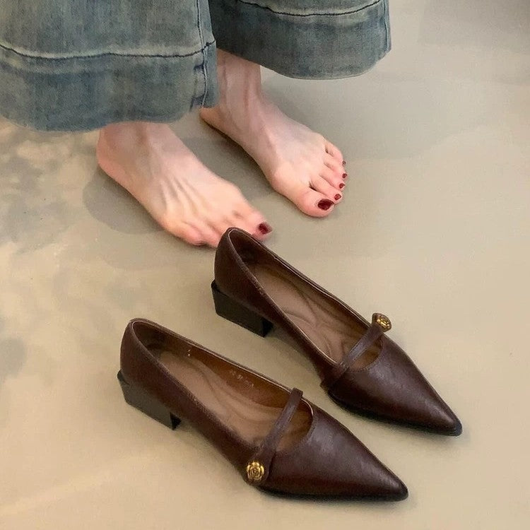 Dame spids Slingback-Ballerinas med fashionable rem og elegant detalje Stilla