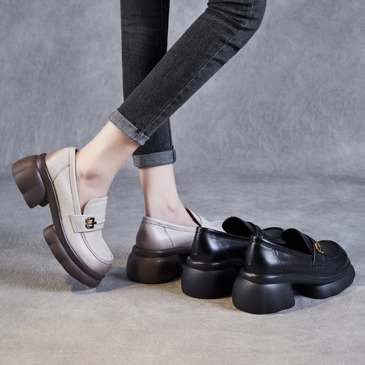 Dame Chunky Platform Sko med elegant spænde-detalje Stilla