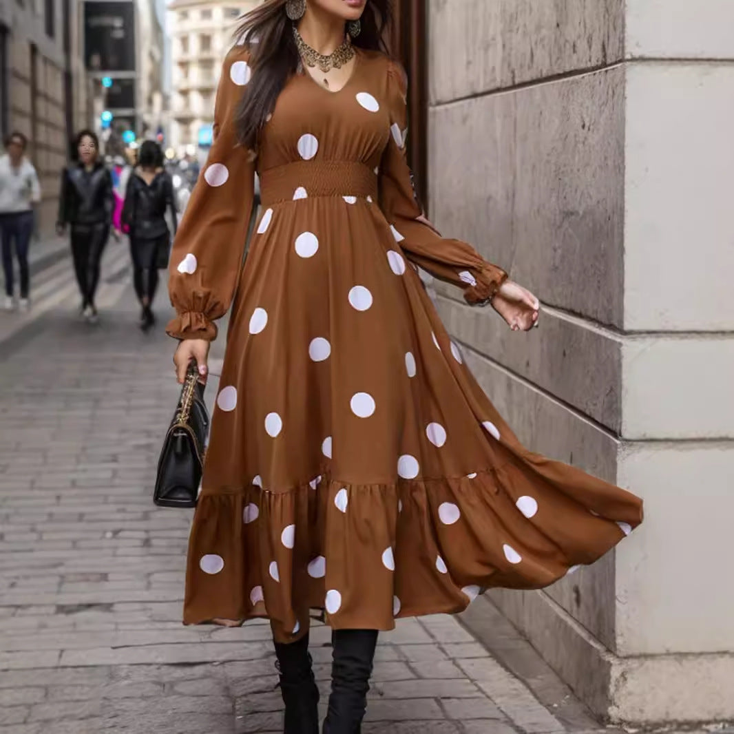 Dame maxikjole med puffærmer og trendy prik-designet Stilla