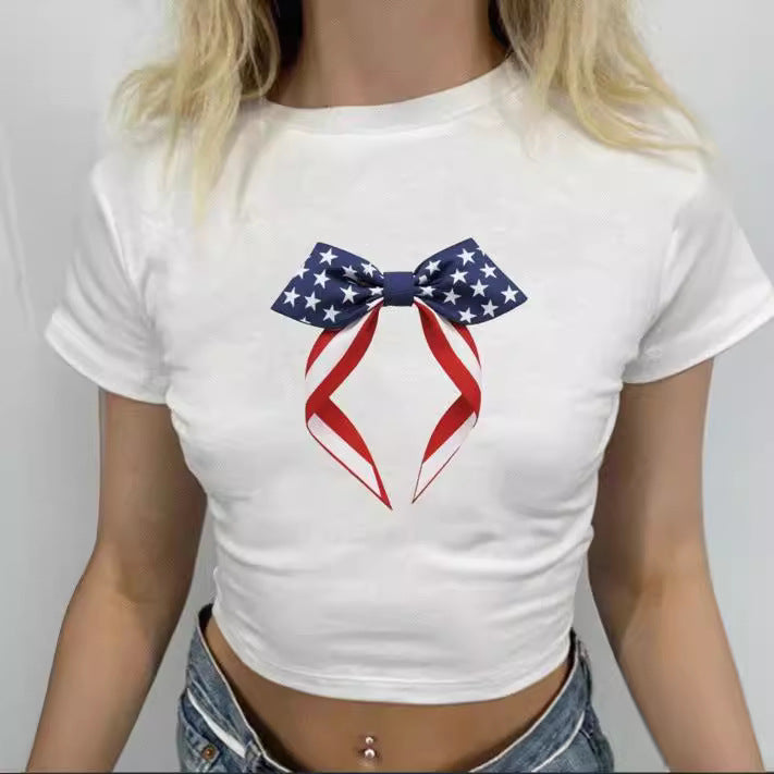Dame Crop-T-shirt med kreative sløjfe-detaljer Skovae