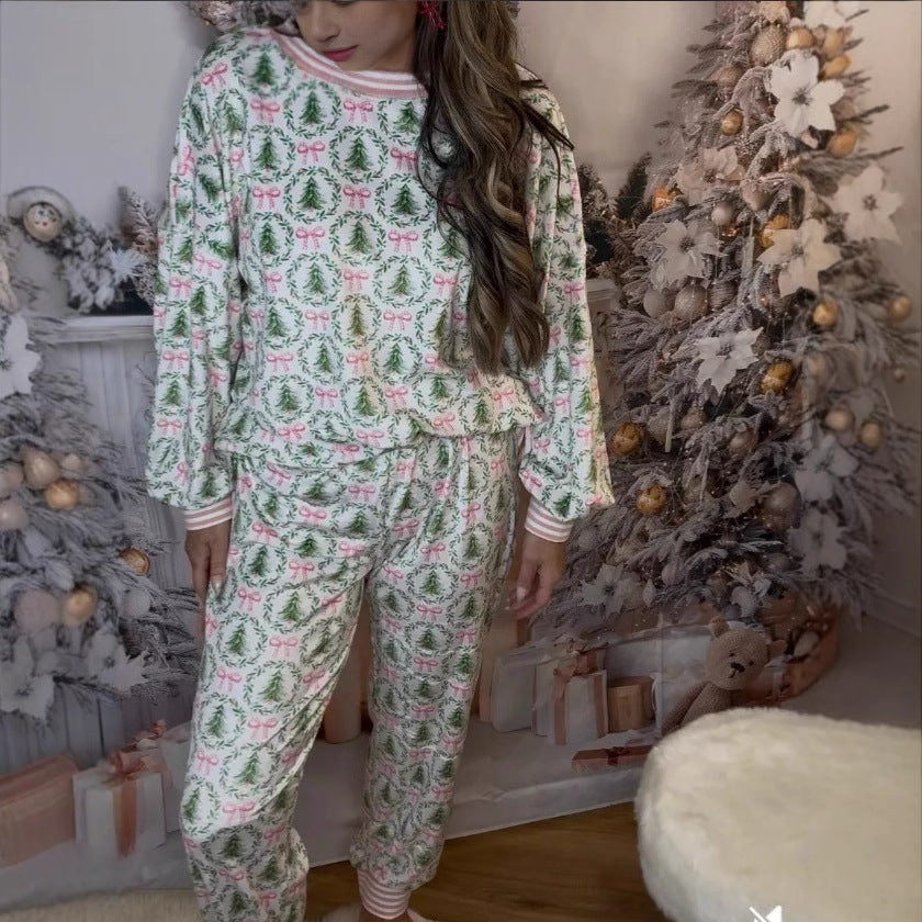 Dame natdragt i festligt design fra Stilla