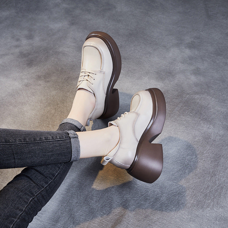 Femme Chunky Platform Oxfords med unikt design Stilla