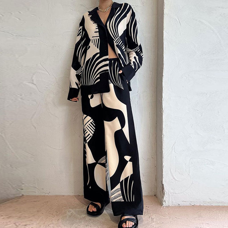 Dame To-delt Strandoutfit med moderne grafisk design Stilla