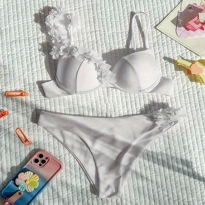 Dame bikini sæt med blomsterdesign og polstret top Skovae