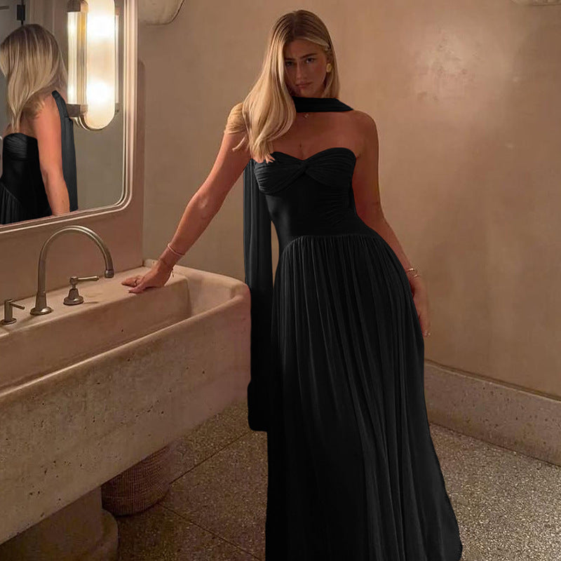 Dame Elegant Maxikjole med flydende snit og raffinerede stropdetaljer Skovae