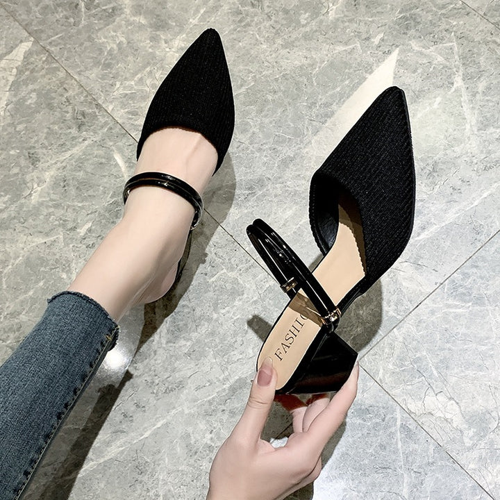 Dame Slingback Pumps med elegant spids design og moderne blokhæl Stilla