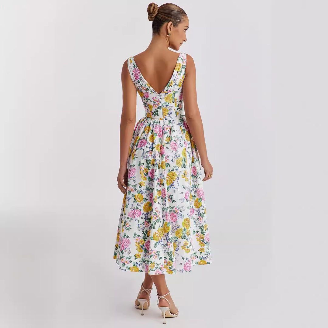 Kvindernes midi kjole med blomstermotiv og stilfuld V-hals Stilla