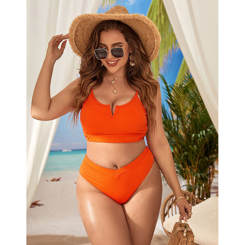 Damehøjskåren bikini sæt med trendy top Skovae