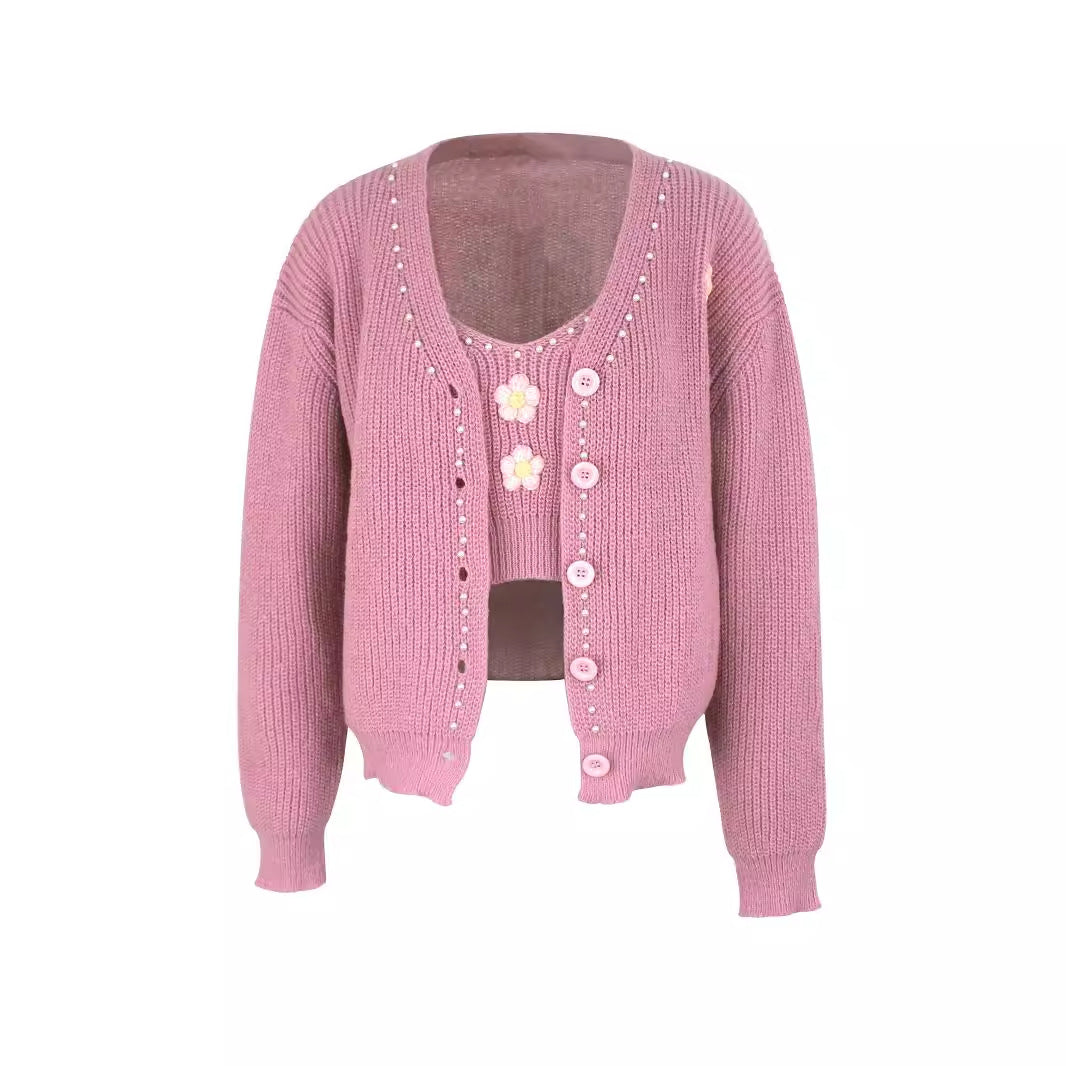 Dame moderigtig strikcardigan med florale applikationer og perle detaljer Stilla