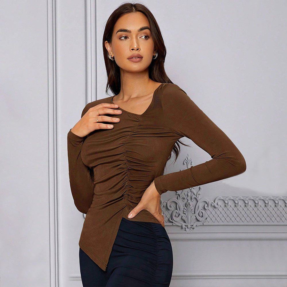 Kvindernes tætsiddende langærmede top med asymmetrisk drapering design Stilla