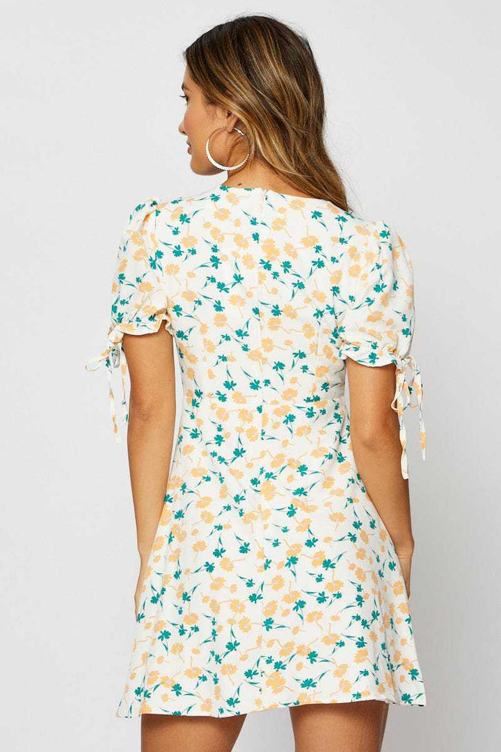 Dame Floral A-Linie Mini Kjole med taljeret Liv og Puffærmer Stilla